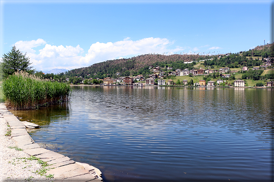 foto Lago della Serraia